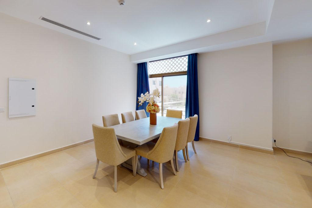 3-Bedroom-Apartment-Dining-Room_resized